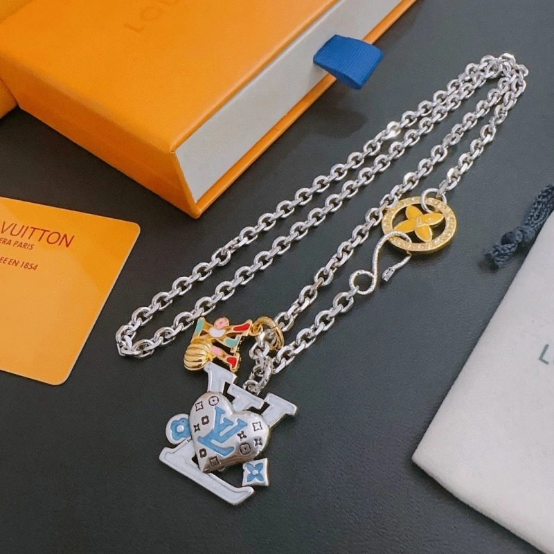 LX Necklaces Unique 310416