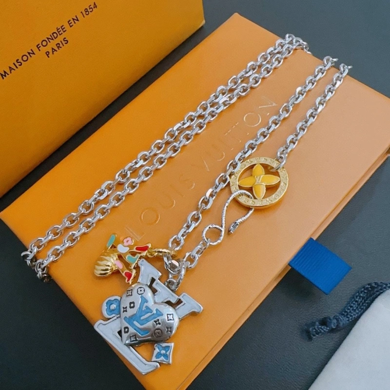 LX Necklaces Unique 310416