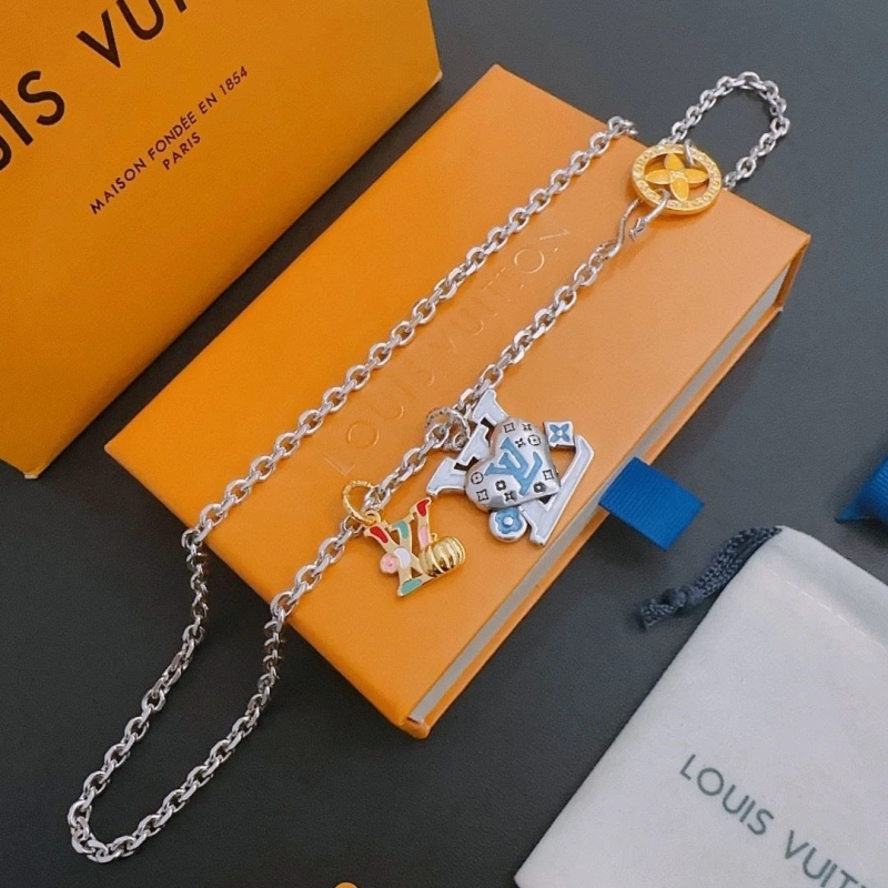 LX Necklaces Unique 310416