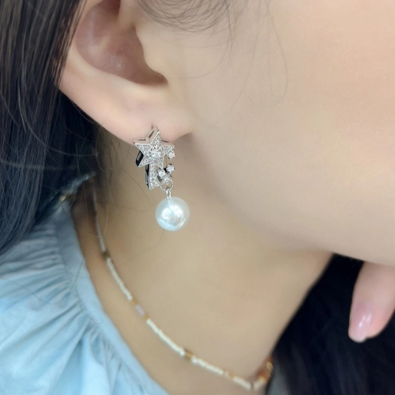 Comfortable Chxnxl Earrings 288436