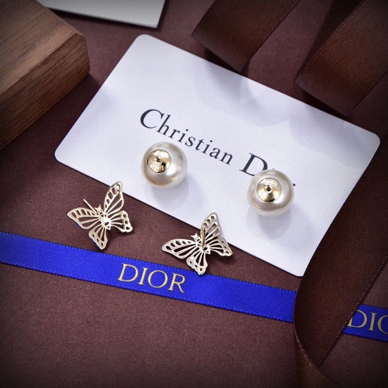 UrbanStyle Christian Dxxr Earrings 294781