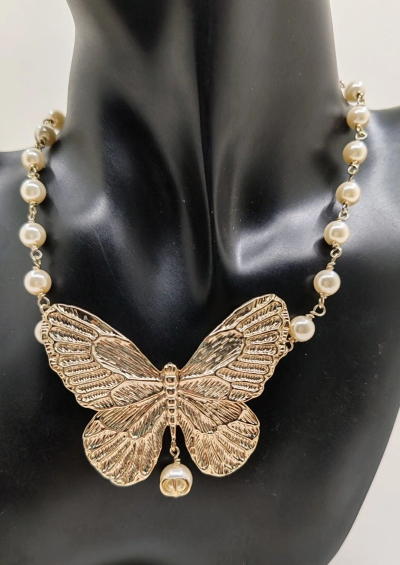 Christian Dxxr Necklaces Comfortable 294660