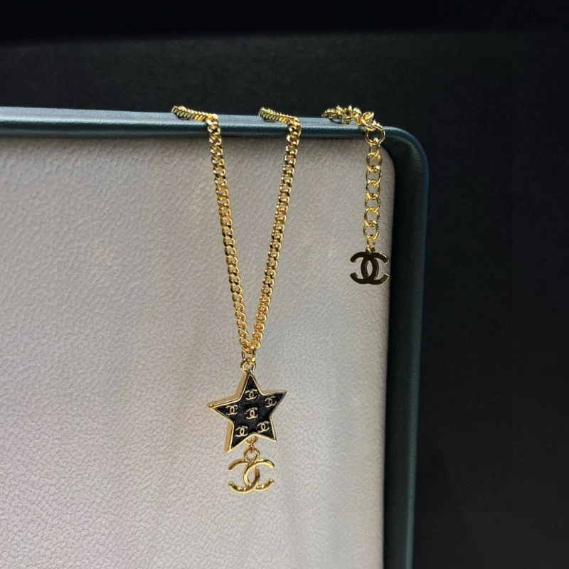 Comfortable Chxnxl Necklaces 288003