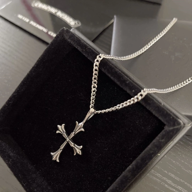 Bright Chrxmx Hxxrts Necklaces 299270
