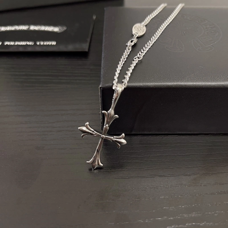 Bright Chrxmx Hxxrts Necklaces 299270
