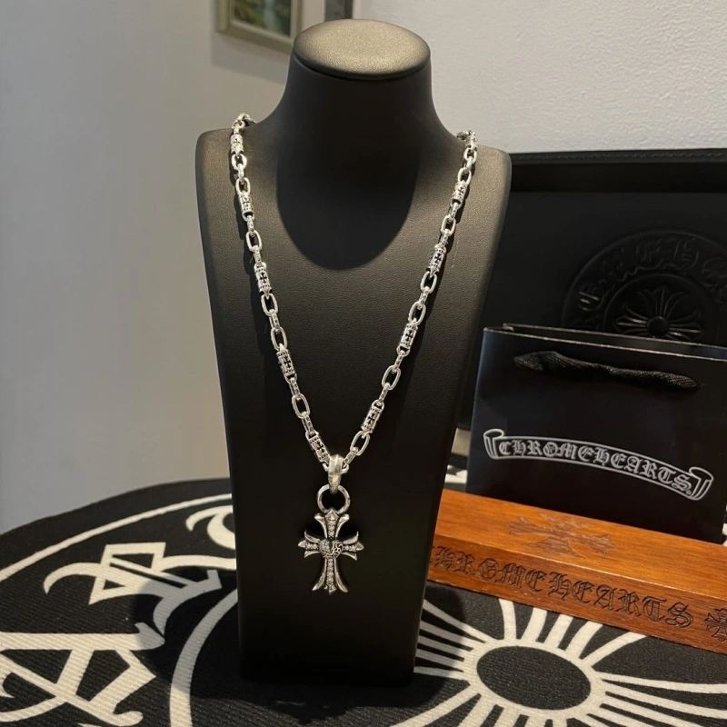 Chrxmx Hxxrts Necklaces EyeCatching 299268