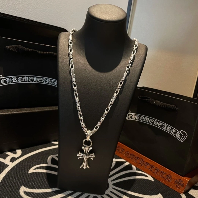 Chrxmx Hxxrts Necklaces EyeCatching 299268