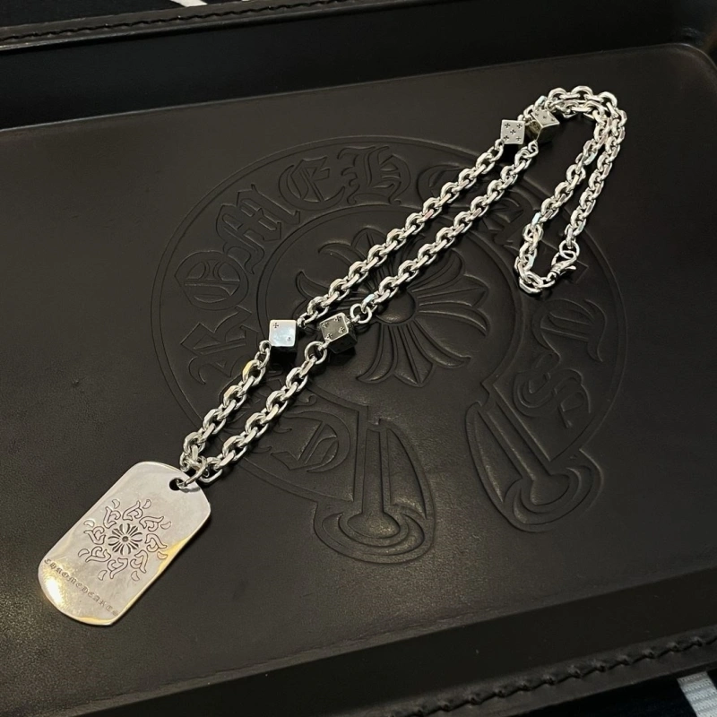 Stylish Chrxmx Hxxrts Necklaces 299241