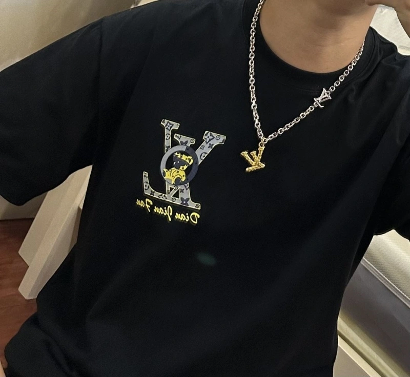 Fashionable LX Necklaces 310405