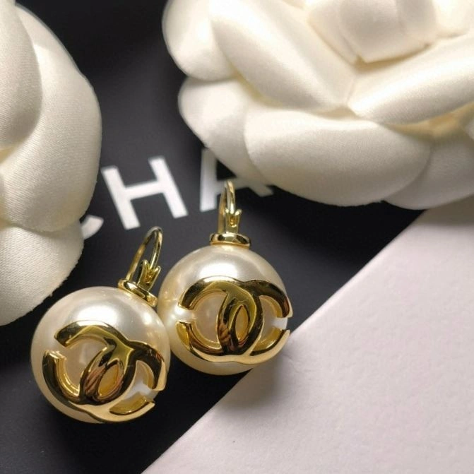 Trendy Chxnxl Earrings 288410