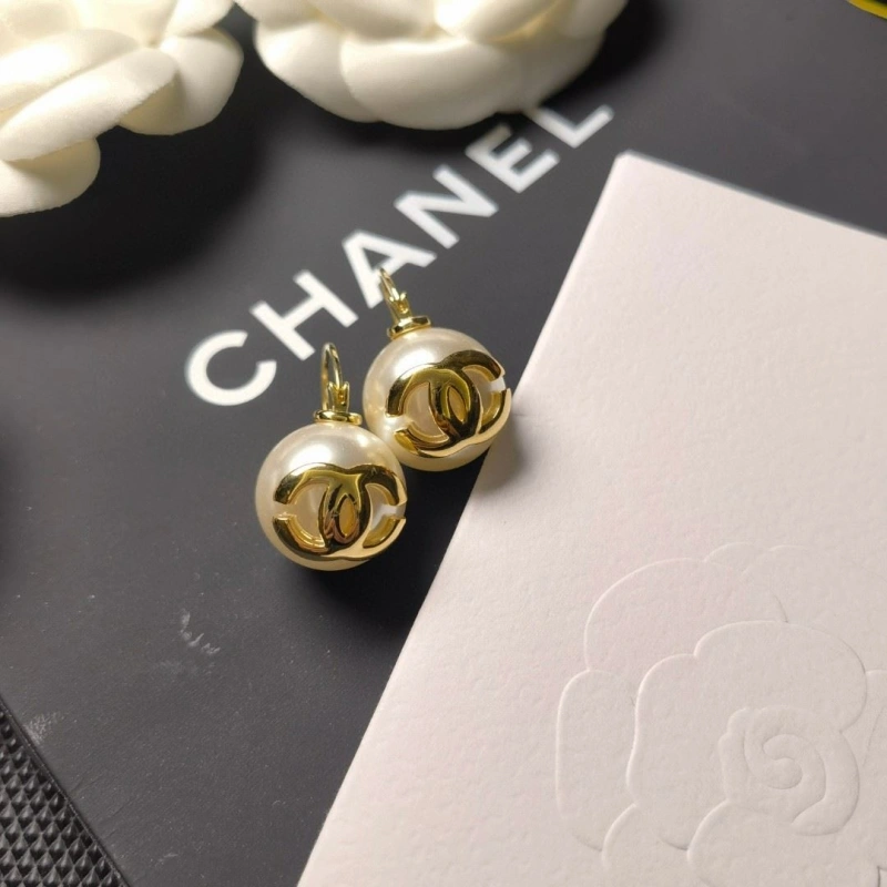 Trendy Chxnxl Earrings 288410
