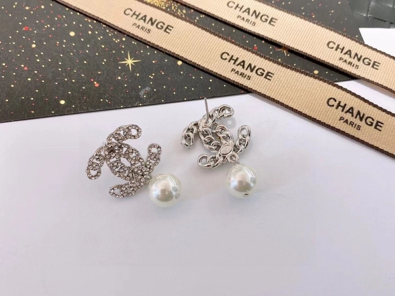 Lightweight Chxnxl Earrings 288411