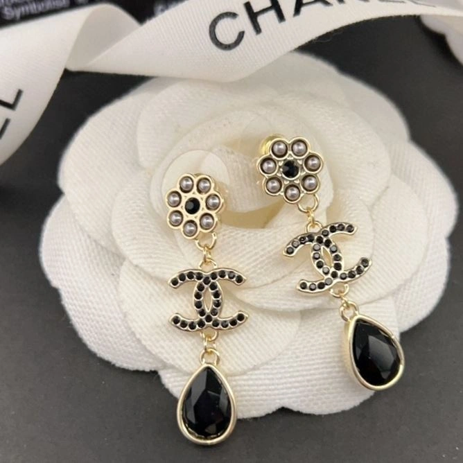 Functional Chxnxl Earrings 288423