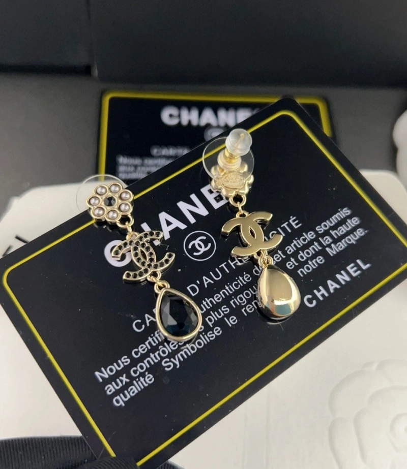 Functional Chxnxl Earrings 288423