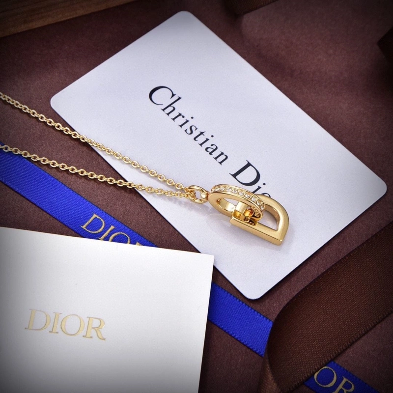 Christian Dxxr Necklaces Refined 294658