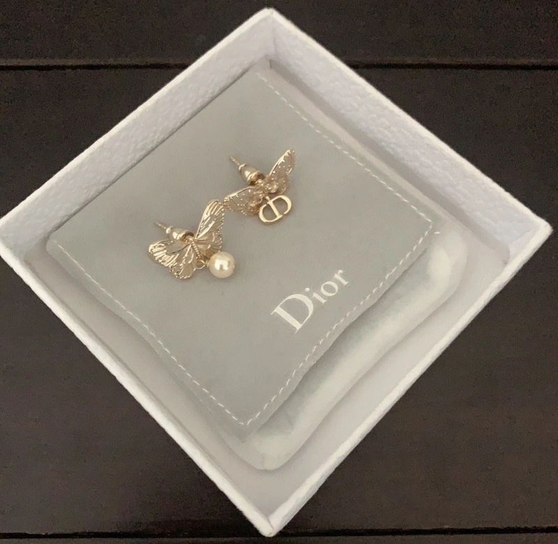 Christian Dxxr Earrings EyeCatching 294758