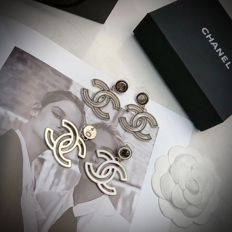 Trendsetting Chxnxl Earrings 288398