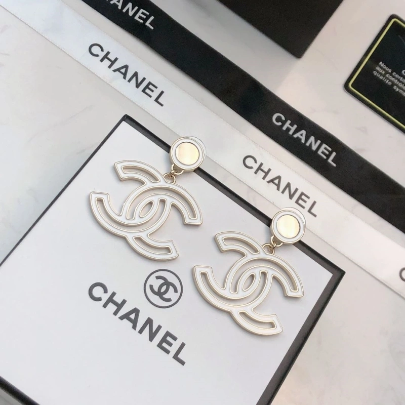 Trendsetting Chxnxl Earrings 288398