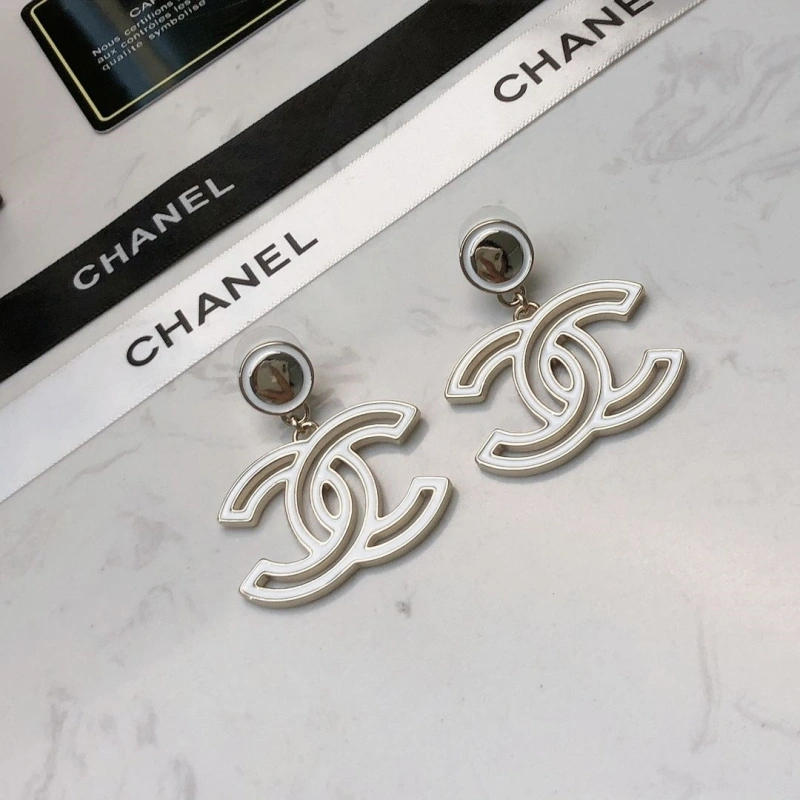 Trendsetting Chxnxl Earrings 288398
