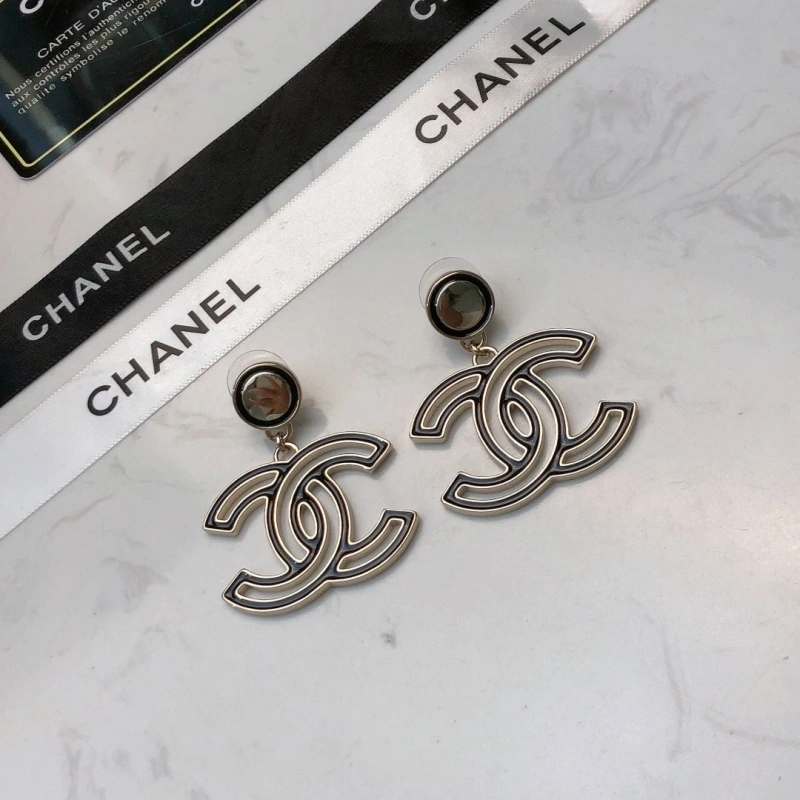 Trendsetting Chxnxl Earrings 288398