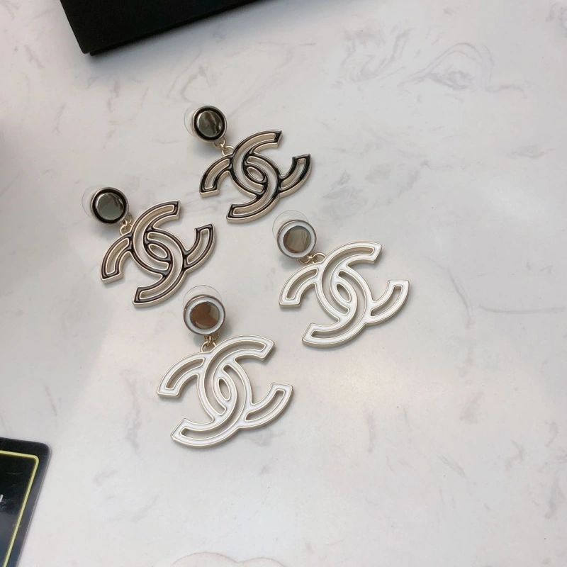 Trendsetting Chxnxl Earrings 288398