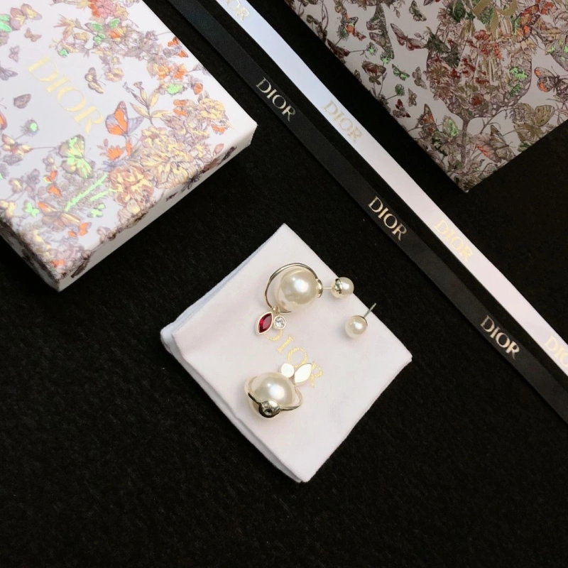 Bold Christian Dxxr Earrings 294755