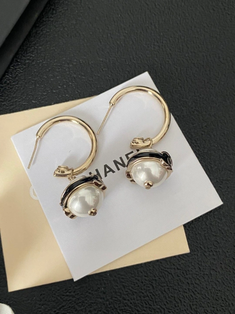 Lightweight Chxnxl Earrings 288393