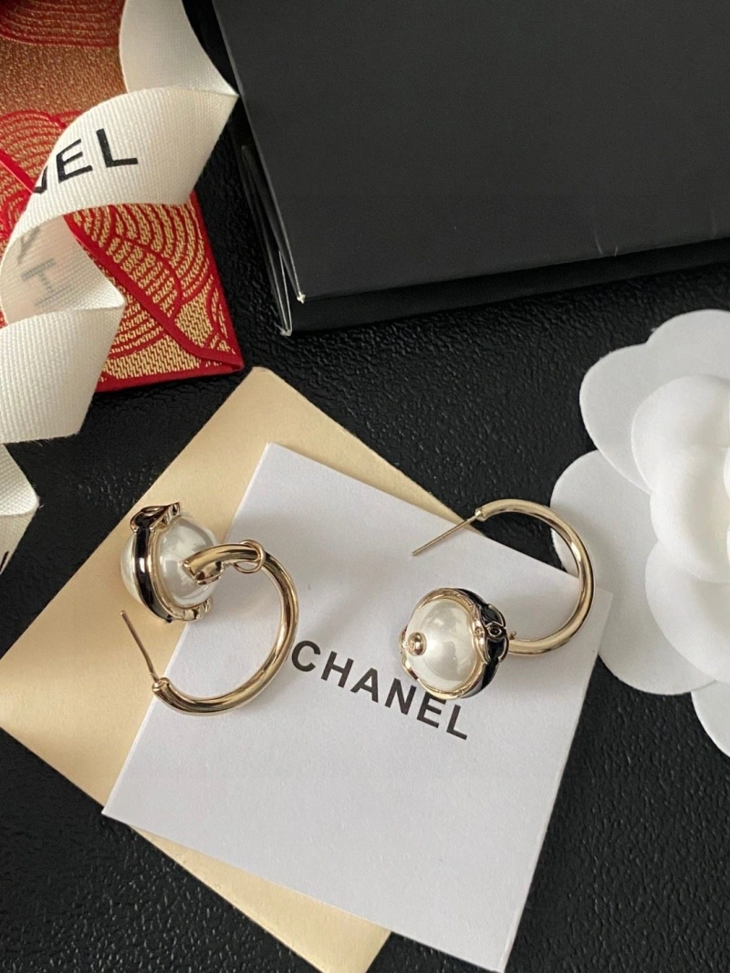Lightweight Chxnxl Earrings 288393