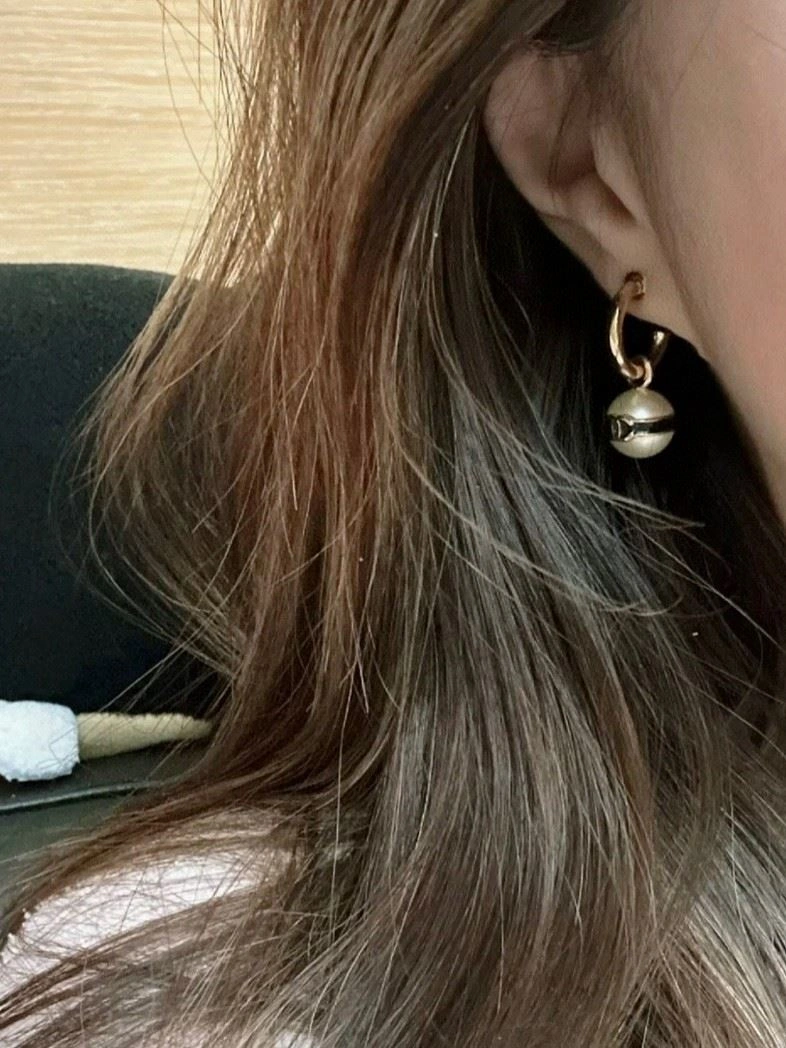 Lightweight Chxnxl Earrings 288393
