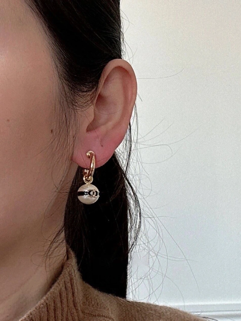 Lightweight Chxnxl Earrings 288393