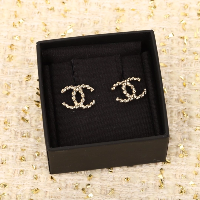 Comfortable Chxnxl Earrings 288395