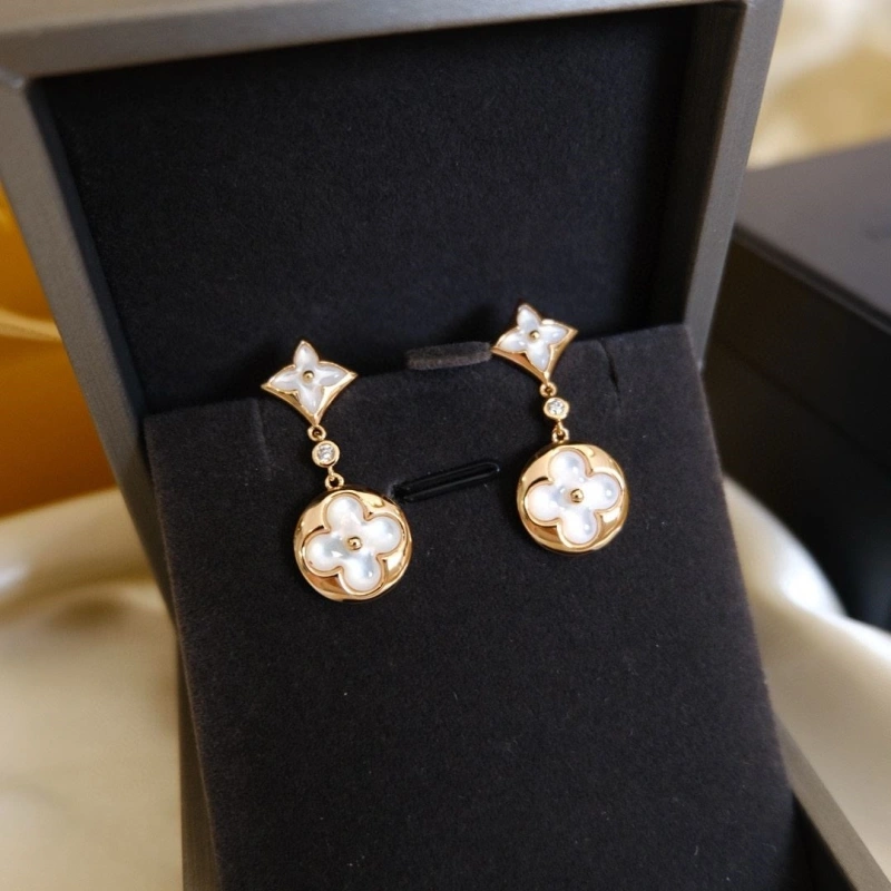 Classic LX Earrings 310979