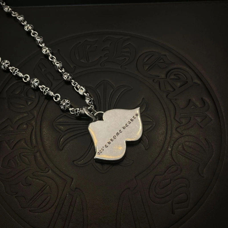 Classic Chrxmx Hxxrts Necklaces 299226