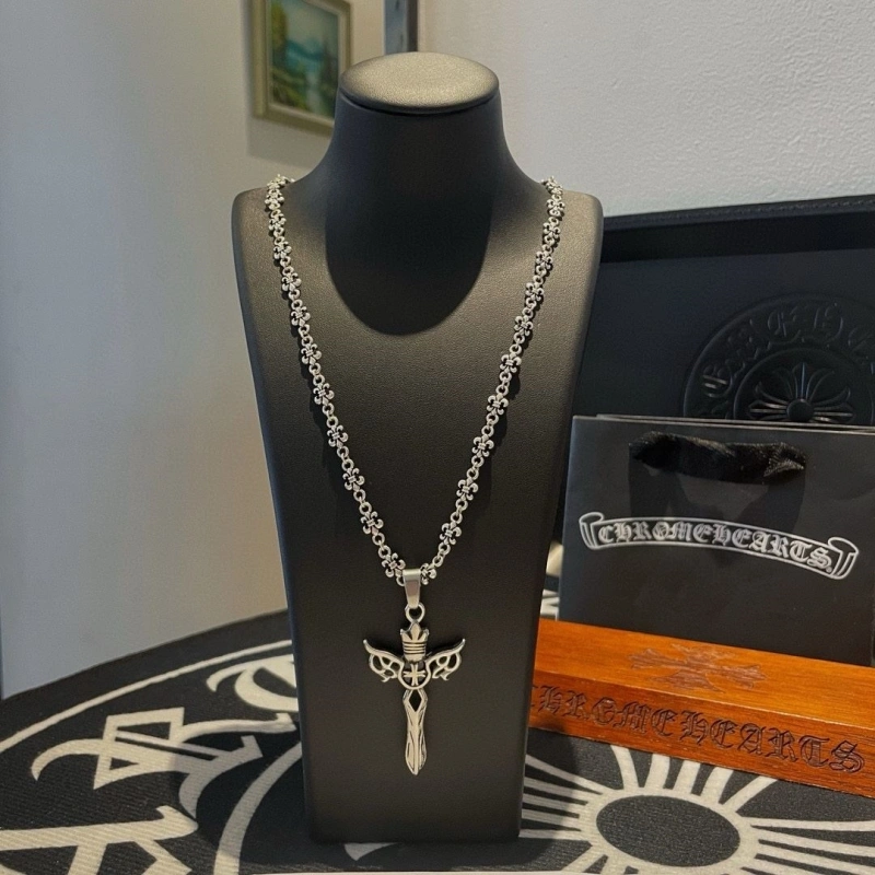 Trendy Chrxmx Hxxrts Necklaces 299224