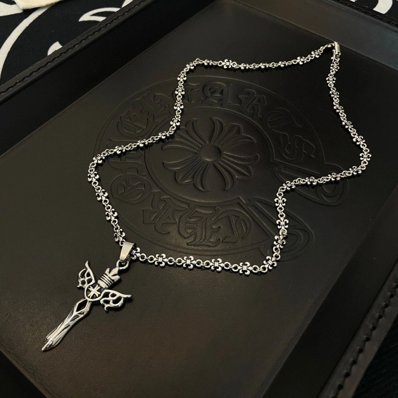 Trendy Chrxmx Hxxrts Necklaces 299224
