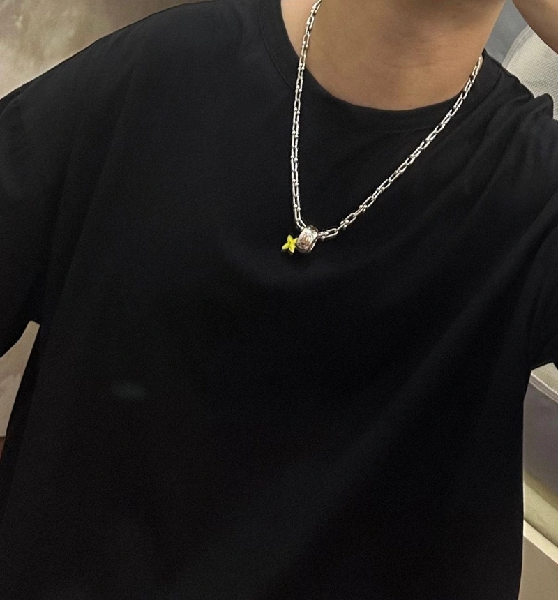 Sleek LX Necklaces 310400
