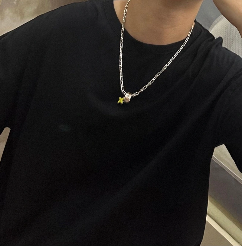 Sleek LX Necklaces 310400