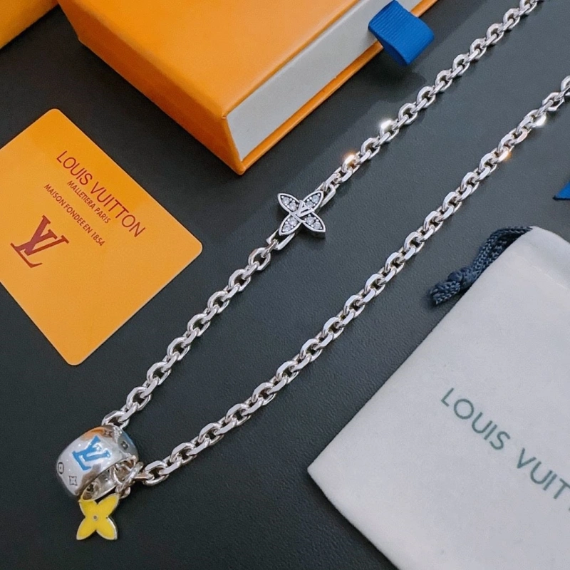LX Necklaces Affordable 310408