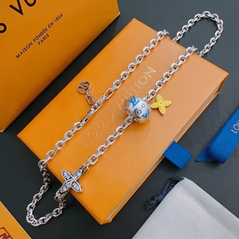 LX Necklaces Affordable 310408