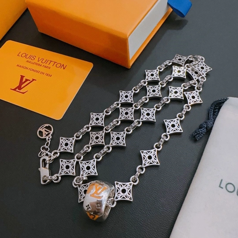 LX Necklaces Durable 310398