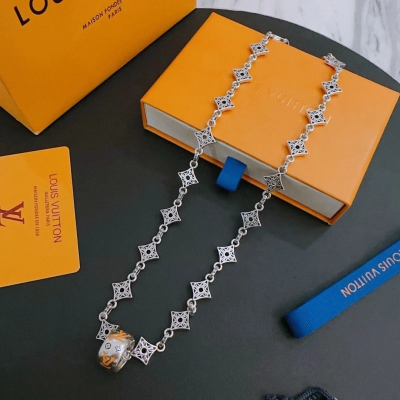 LX Necklaces Durable 310398