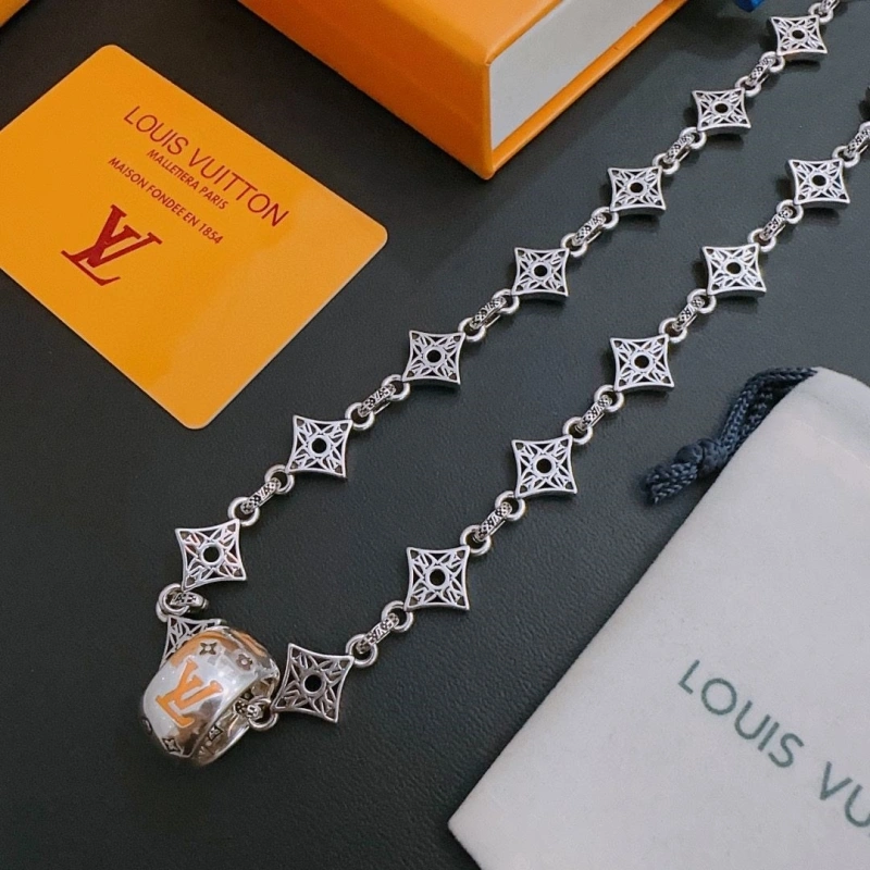 LX Necklaces Durable 310398