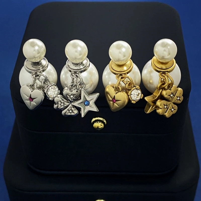 UrbanStyle Christian Dxxr Earrings 294756