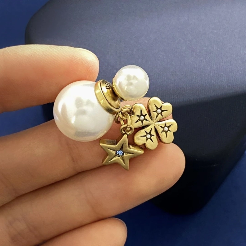 UrbanStyle Christian Dxxr Earrings 294756