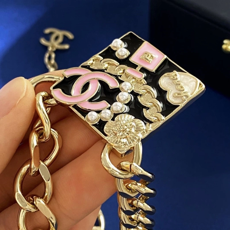 Comfortable Chxnxl Necklaces 287993