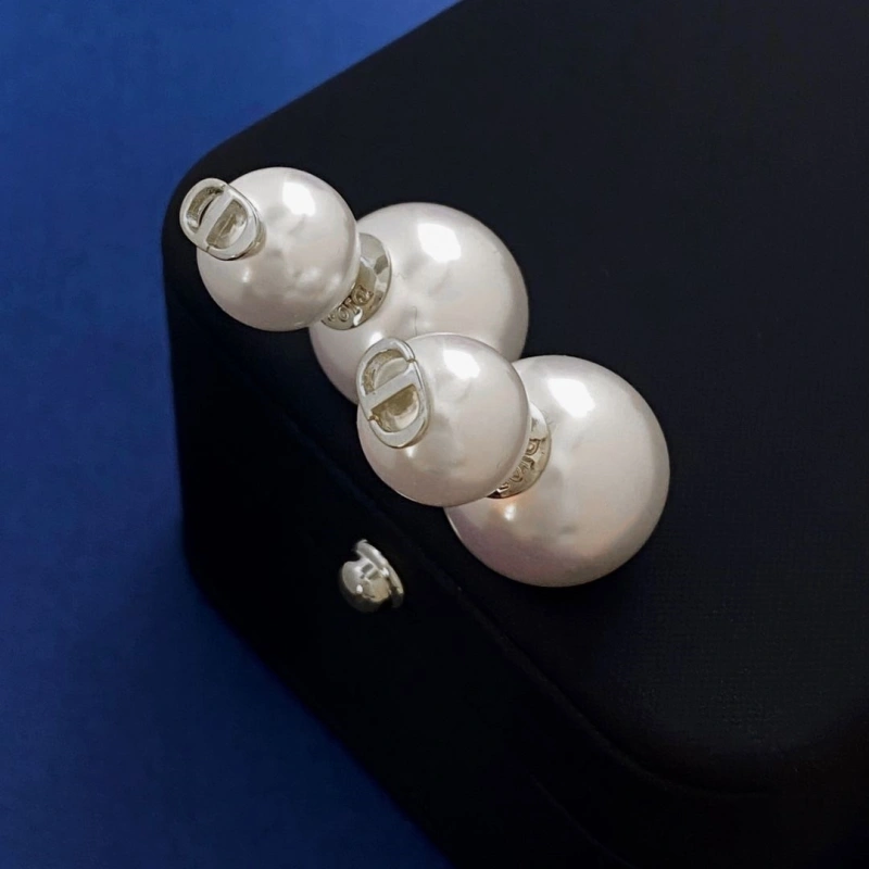 Refined Christian Dxxr Earrings 294753