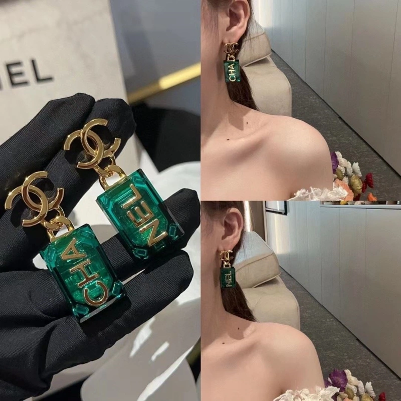 Fashionable Chxnxl Earrings 288374