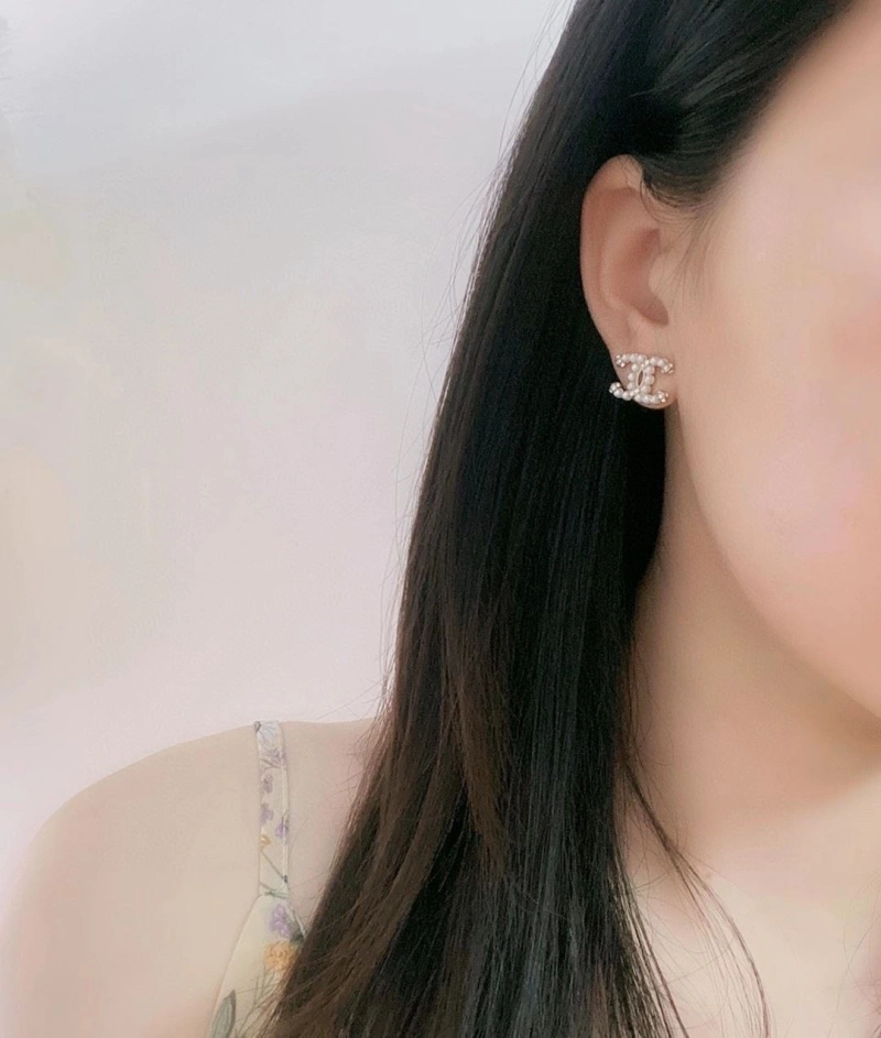 Cozy Chxnxl Earrings 288376