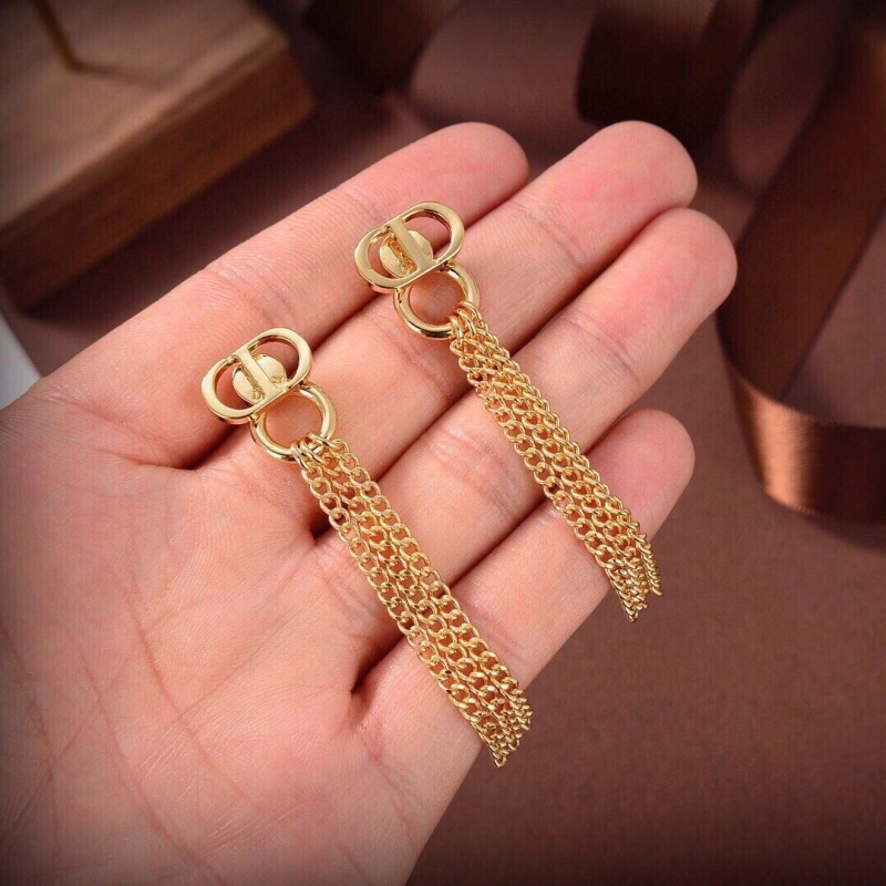 Christian Dxxr Earrings Minimalist 294752