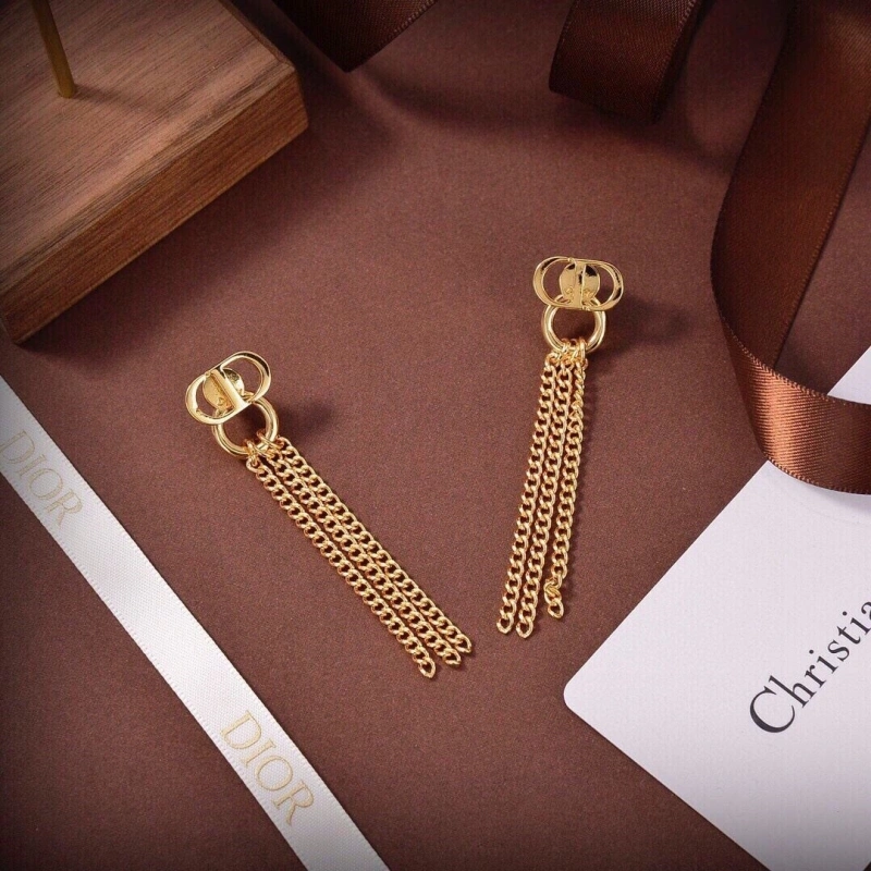 Christian Dxxr Earrings Minimalist 294752